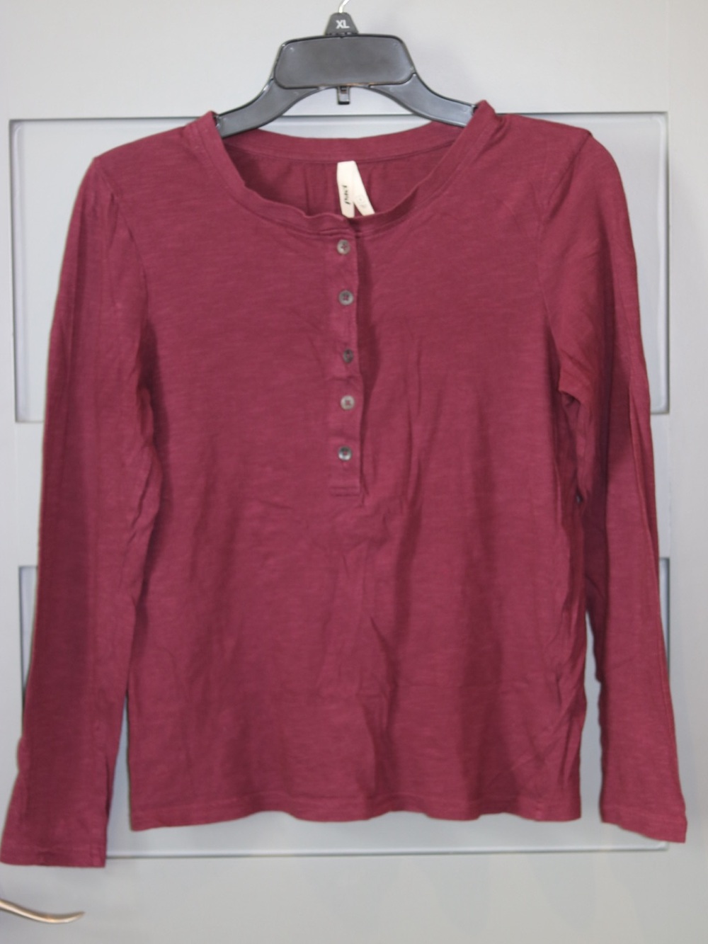 Pact Long Sleeve Henley Top in Wine Sz S Organic Cotton